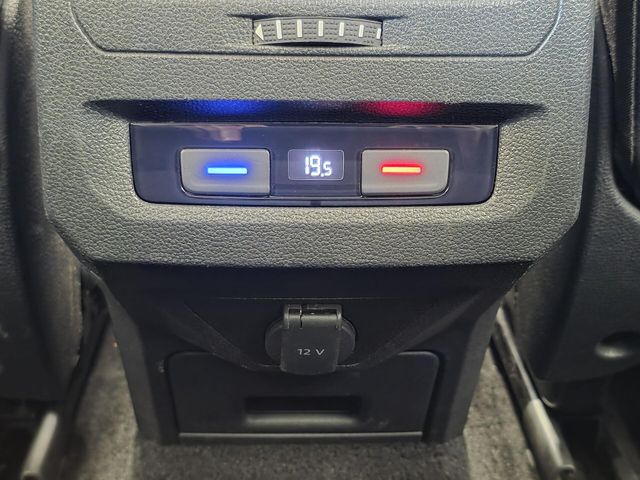 VW Touran — Foto 27