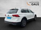 Volkswagen Tiguan Life 2.0 TDI DSG Navi*ACC*LED - Gebrauchtwagen in Halle