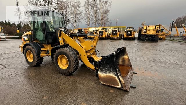 CAT 908M