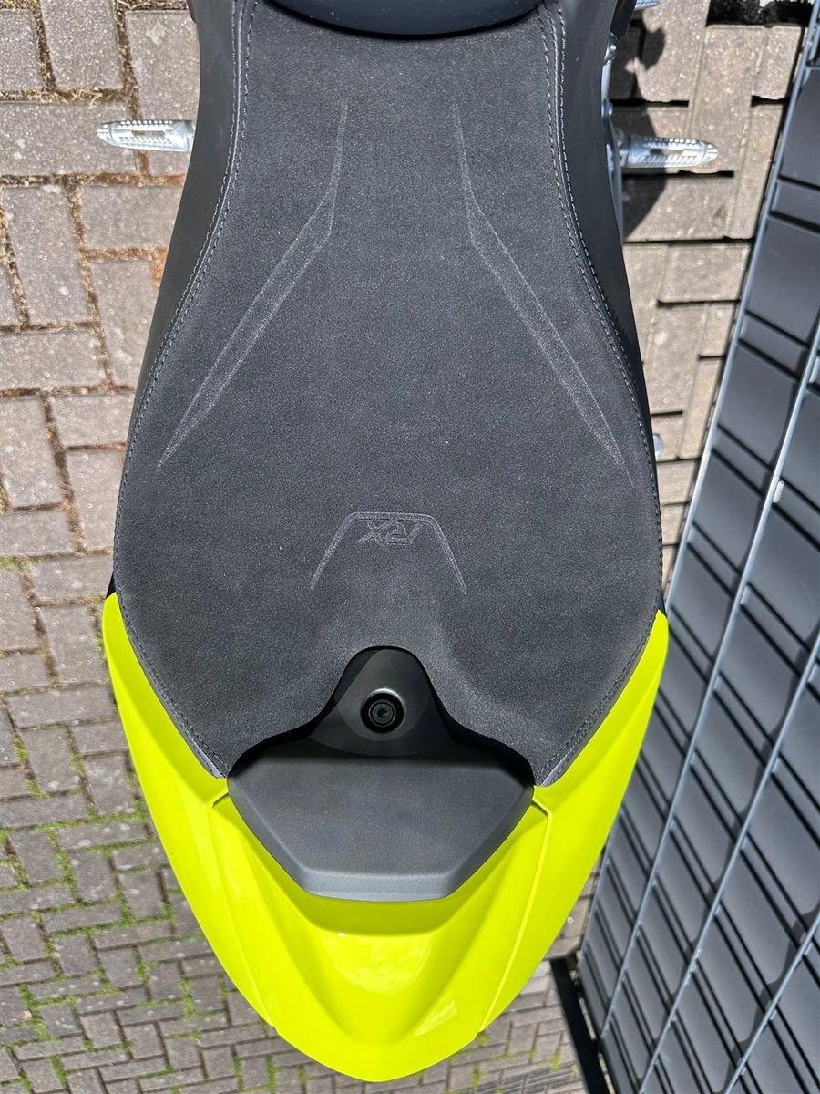 Fahrzeugabbildung Triumph Speed Triple 1200 RX