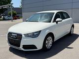Audi A1 Sportback 1.2 TFSI "Attraction" 5-TÜRIG TÜV27 - Audi A1: Türig