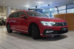 Fahrzeugabbildung Volkswagen Passat Vari. 2.0D R-LINE DSG NAVI/LED/KAMERA/AHK