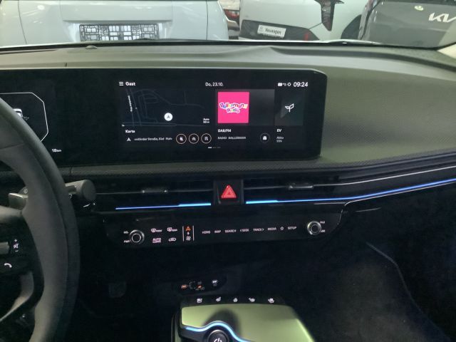 Kia EV6 84-kWh Earth