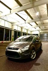 Ford S-Max Titanium 2.2 - Ford S-Max mit Diesel-Antrieb: Kombi, Schaltgetriebe