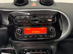 SMART ForTwo Cabrio EQ*PASSION*PDC*DAB*SHZ* SMART ForTwo Cabrio EQ*PASSION*PDC*DAB*SHZ*