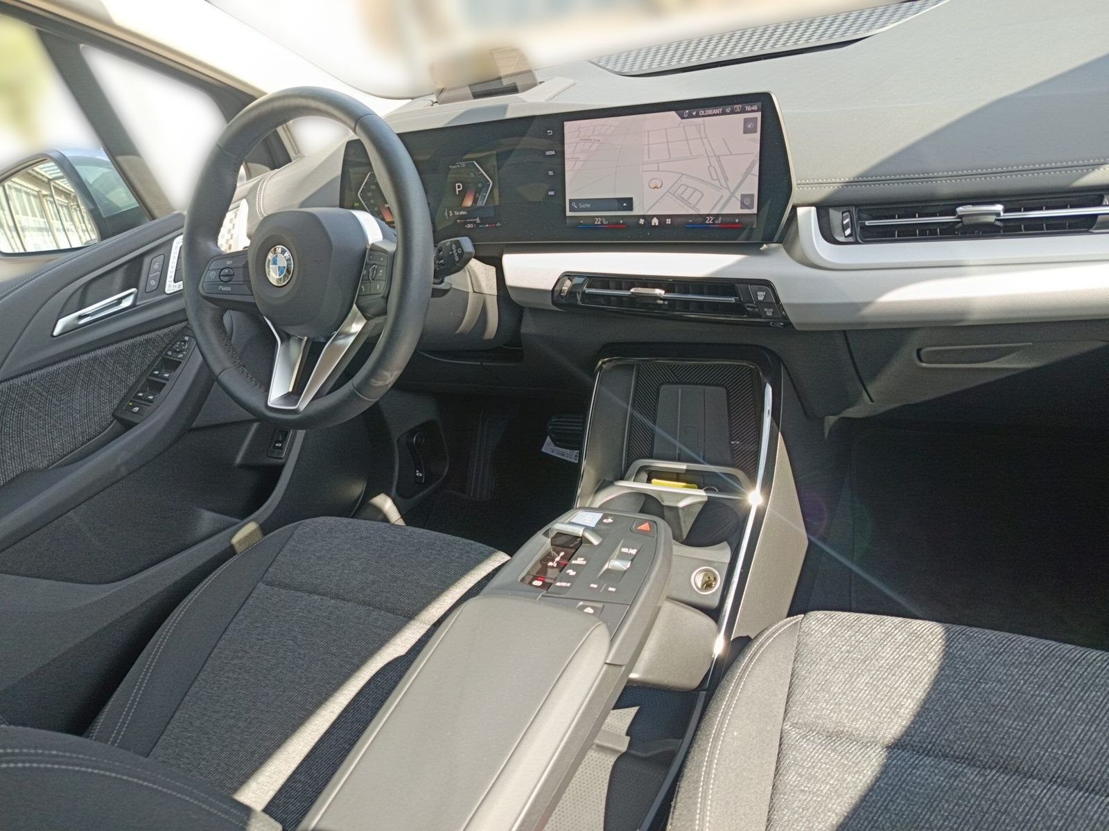 BMW 218 Active Tourer - Bild 25