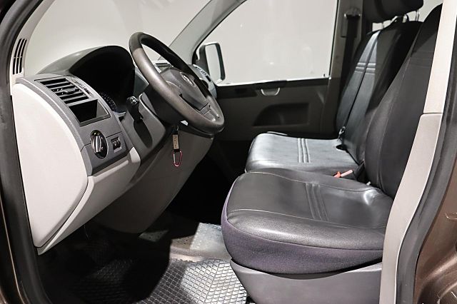 T5 Doka Pritsche 2.0 TDI DSG AHK LEDER NAVI PDC