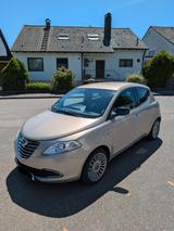 Lancia Ypsilon 0.9 TwinAir Turbo - Lancia Ypsilon aus 2011