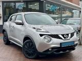 Nissan Juke N-Connecta*TÜV NEU*KAMERA*AHK*2.HAND* - silberne Nissan Juke