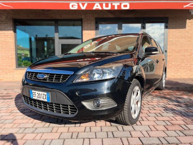 Ford Focus 1.6 (115CV) 5p. Bz.- GPL Titanium