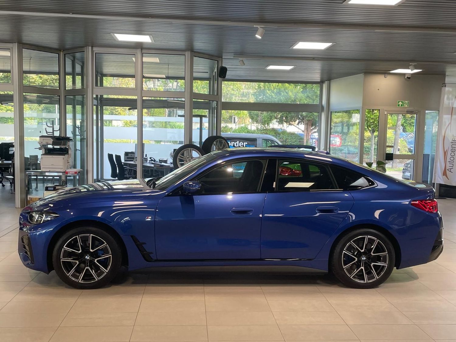BMW i4 eDrive40 M Sport Blackline Adaptive LED AHK foto 2