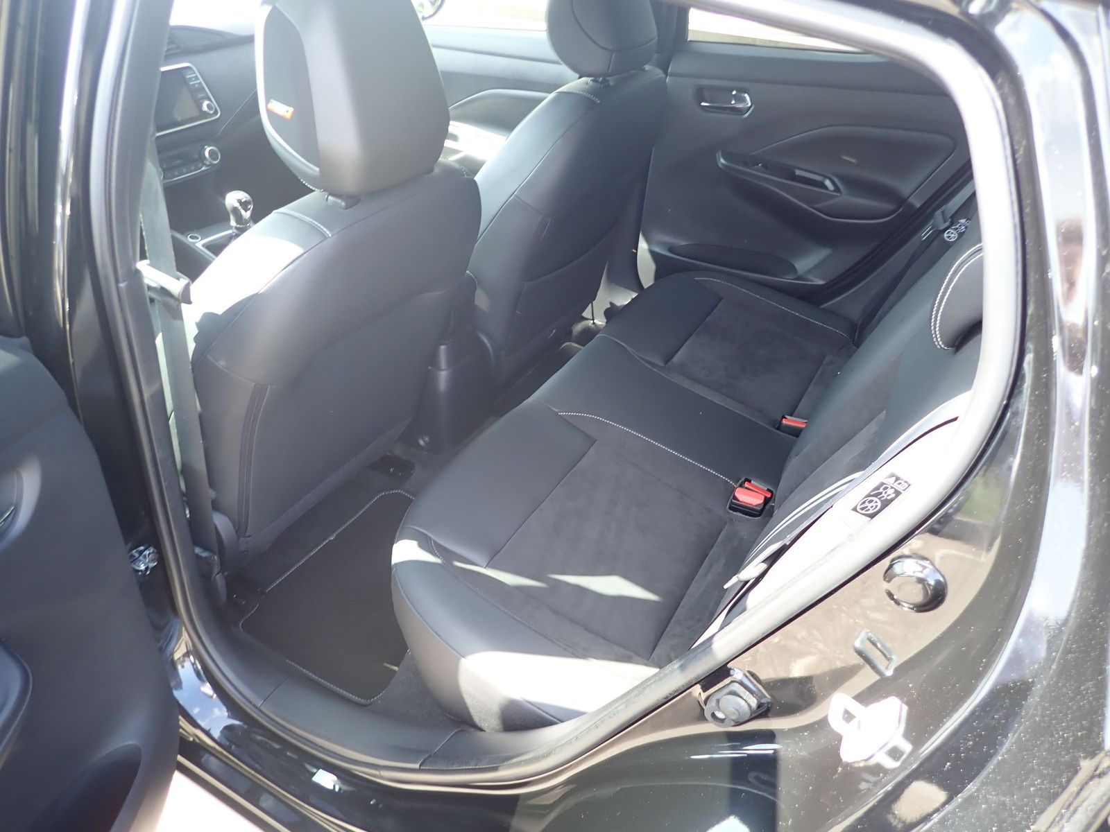 Fahrzeugabbildung Nissan Micra N-Sport 117 PS,BOSE,SHZ,PDC