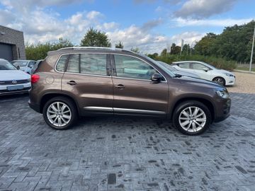 Volkswagen Tiguan - 9