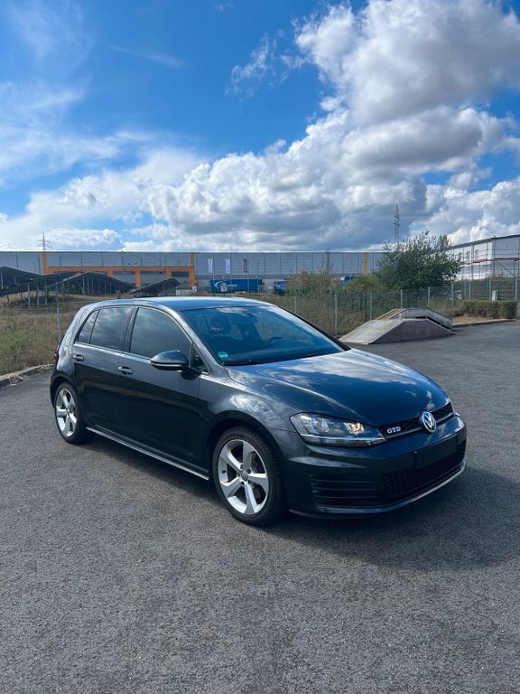 Image of Volkswagen Golf