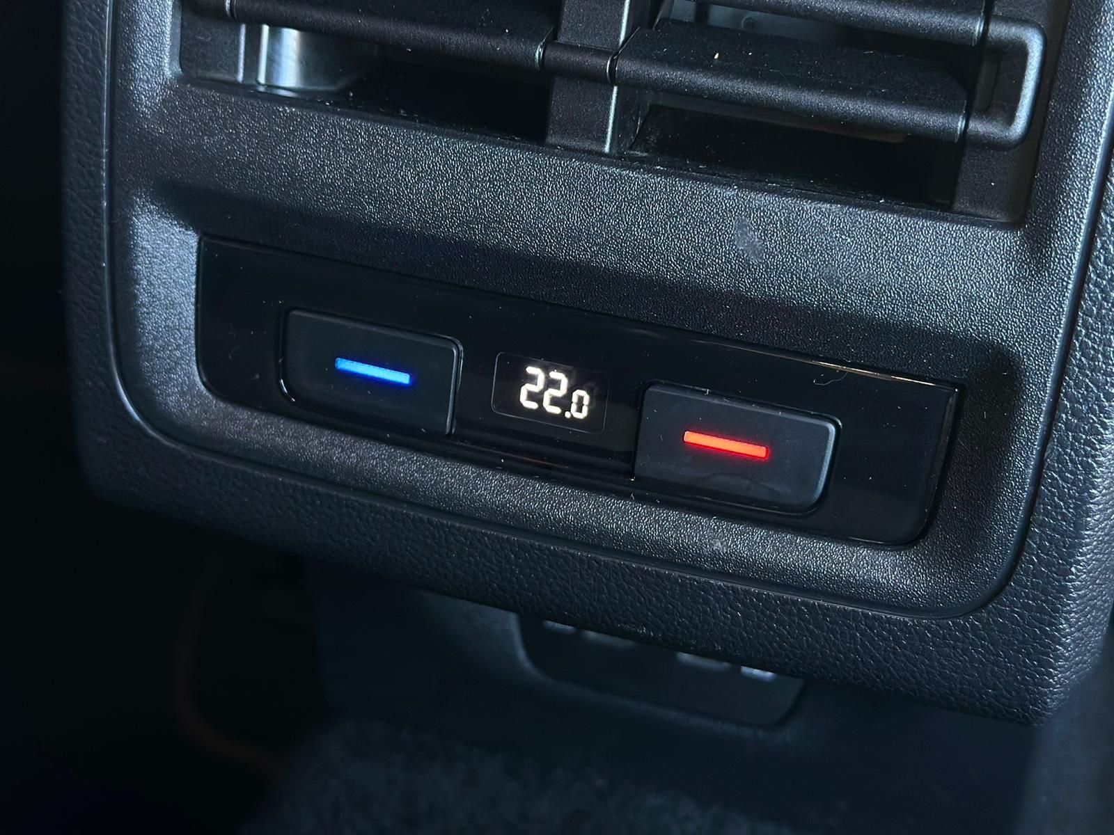 VW Golf 2.0TSI GTI* MATRIX#SHZ#LH#HUD#AHK#ACC#KEYLE - Image 23