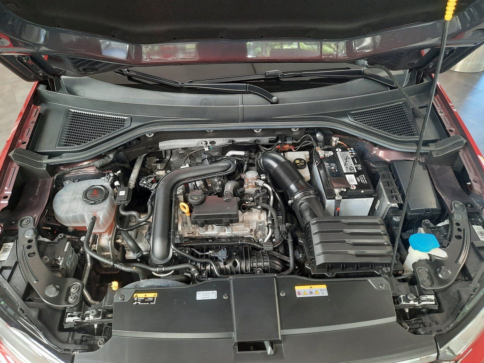 Fahrzeugabbildung Volkswagen T-Roc Cabriolet Move TSI *AHK*Navi*LED*PDC*Sitzh