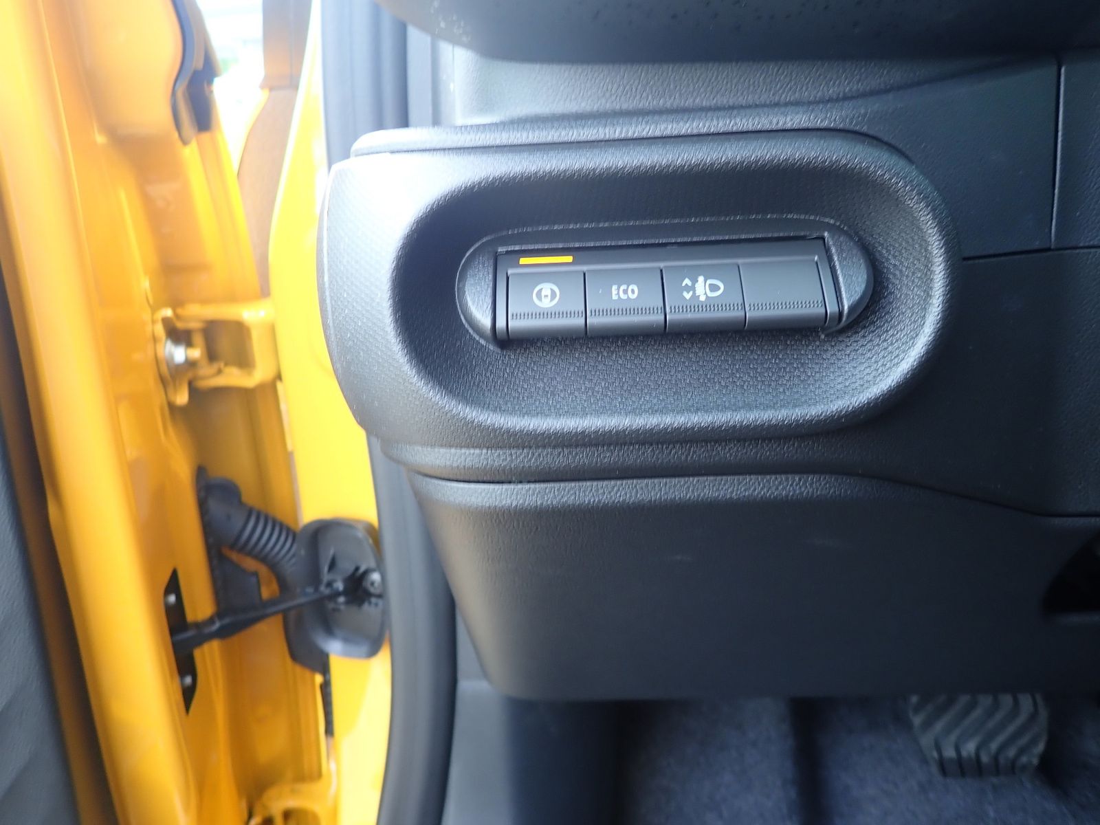 Fahrzeugabbildung Renault Twingo E-TECH elektr. Evolution 80hp Urban Range