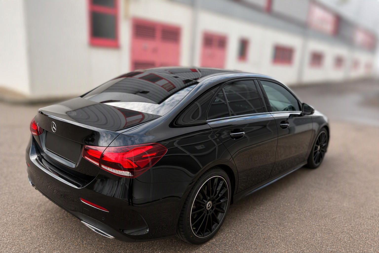 Mercedes-Benz A-Class AMG Line, миниатюра 3