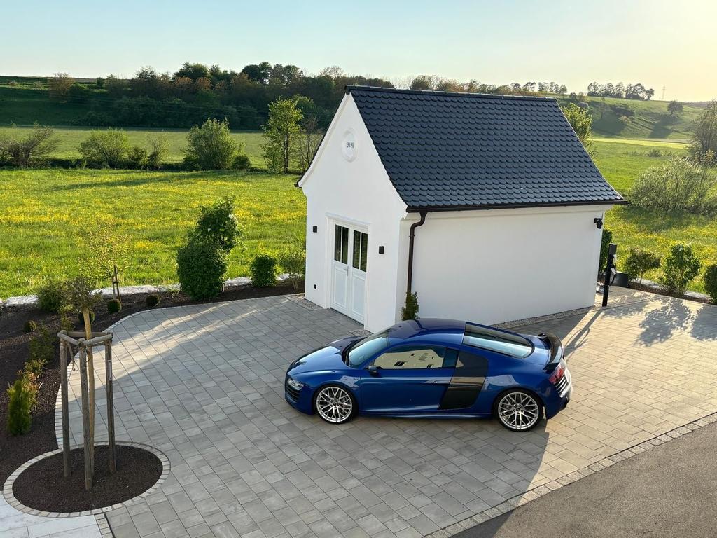 Audi R8