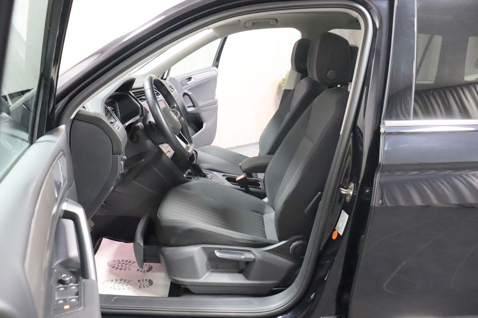 Volkswagen Tiguan Allspace 2.0 TDI DSG Life PANO CAM HEADUP imagem 3