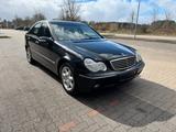 Mercedes-Benz C 240 ELEGANCE/AUT/SHZ/Schiebedach - Mercedes-Benz C 240 Gebrauchtwagen