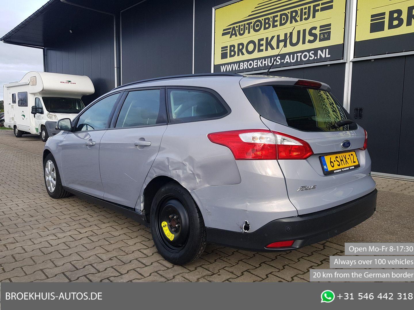 Ford Focus 2013 — photo 8