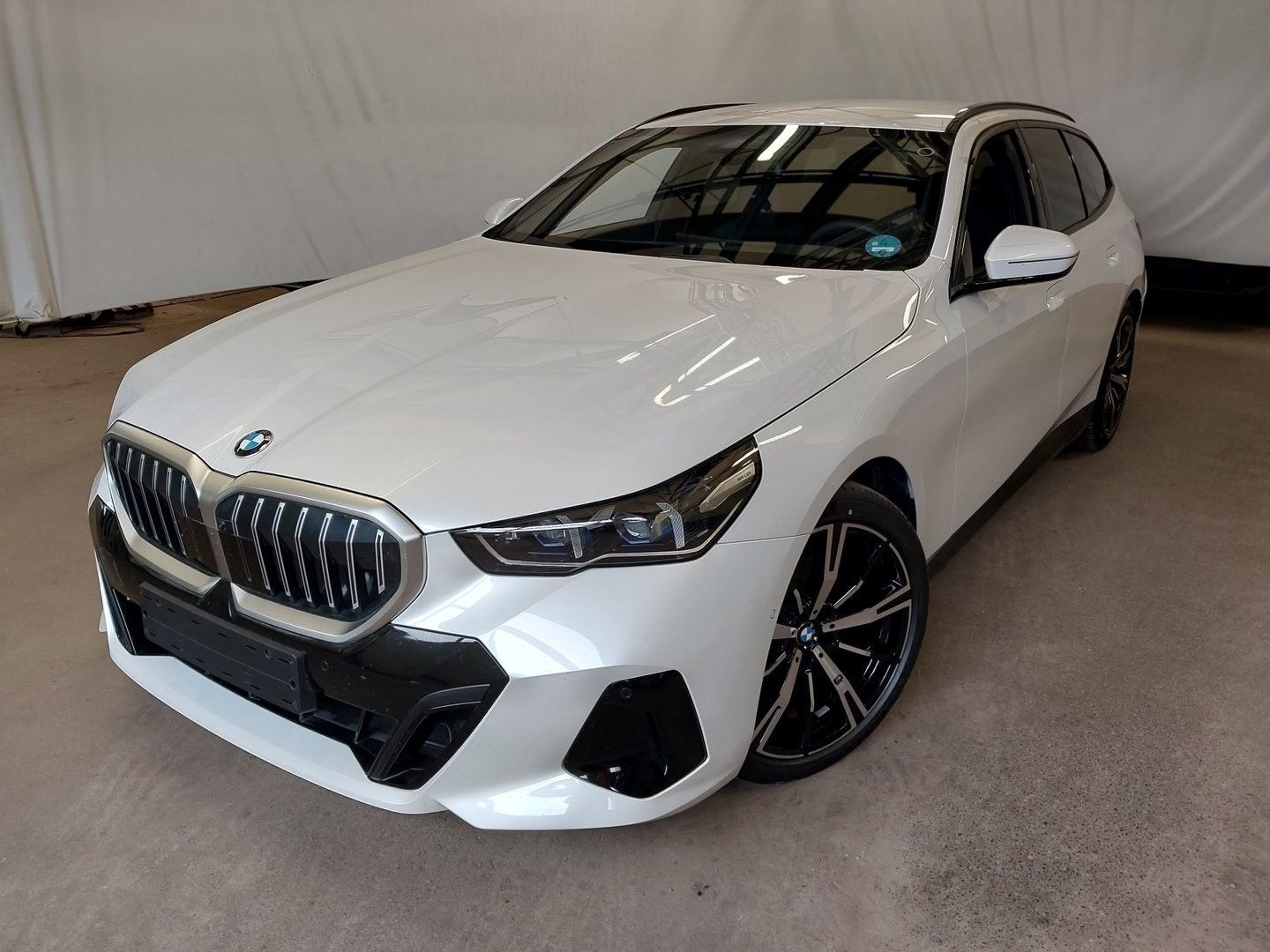 BMW 520i Touring M Sport Standheizung AHK Sitzbelüft foto 23