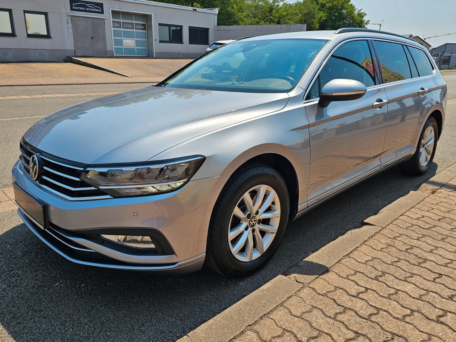 Volkswagen Passat 2.0TDI*150PS*6Gang*AHK*ACC*SCHECKH