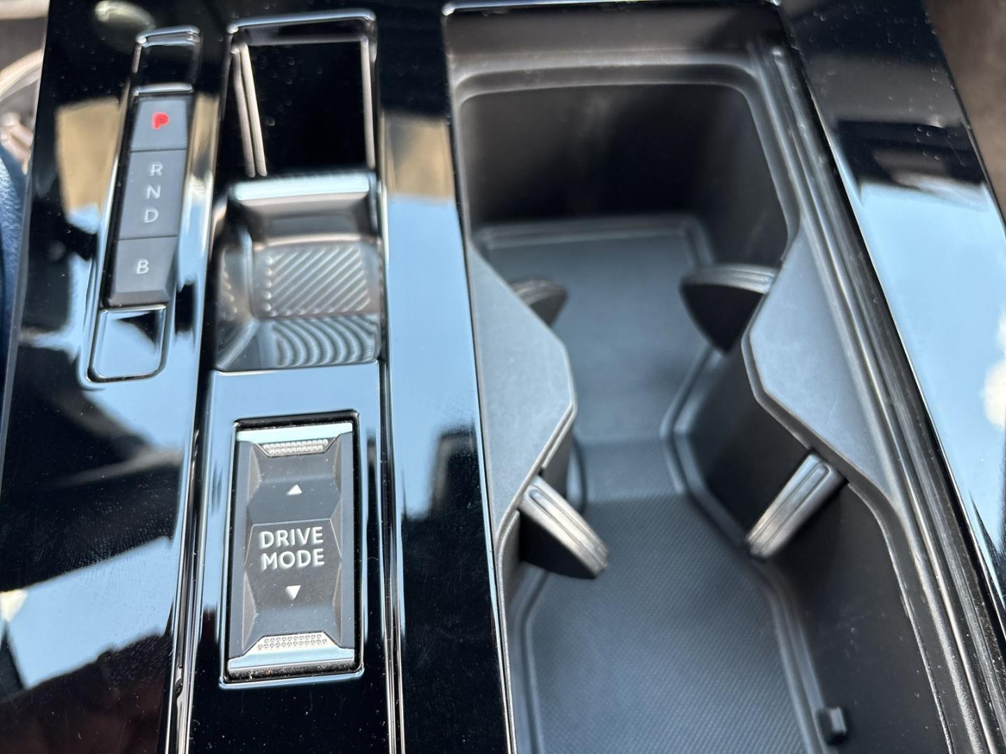 Opel Astra Electric Ultimate 54kWh Infotainment Tech 