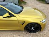 BMW M4 / Deutsch / Scheckheft / 3. Hand / ohne OPF - BMW M4: Privatanbieter