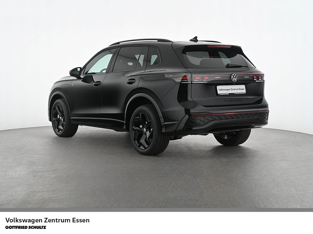 Volkswagen Tiguan R-Line 1 5l eHybrid Navi AHK BlackStyle imagem 2