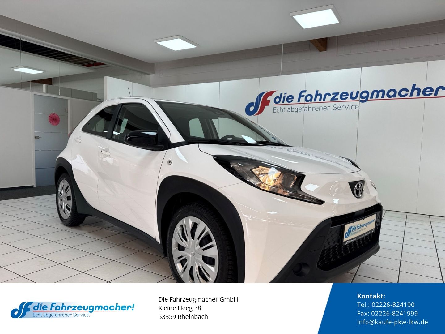 Fahrzeugabbildung Toyota Aygo X Play Apple CarPlay Android Auto Mehrzonen