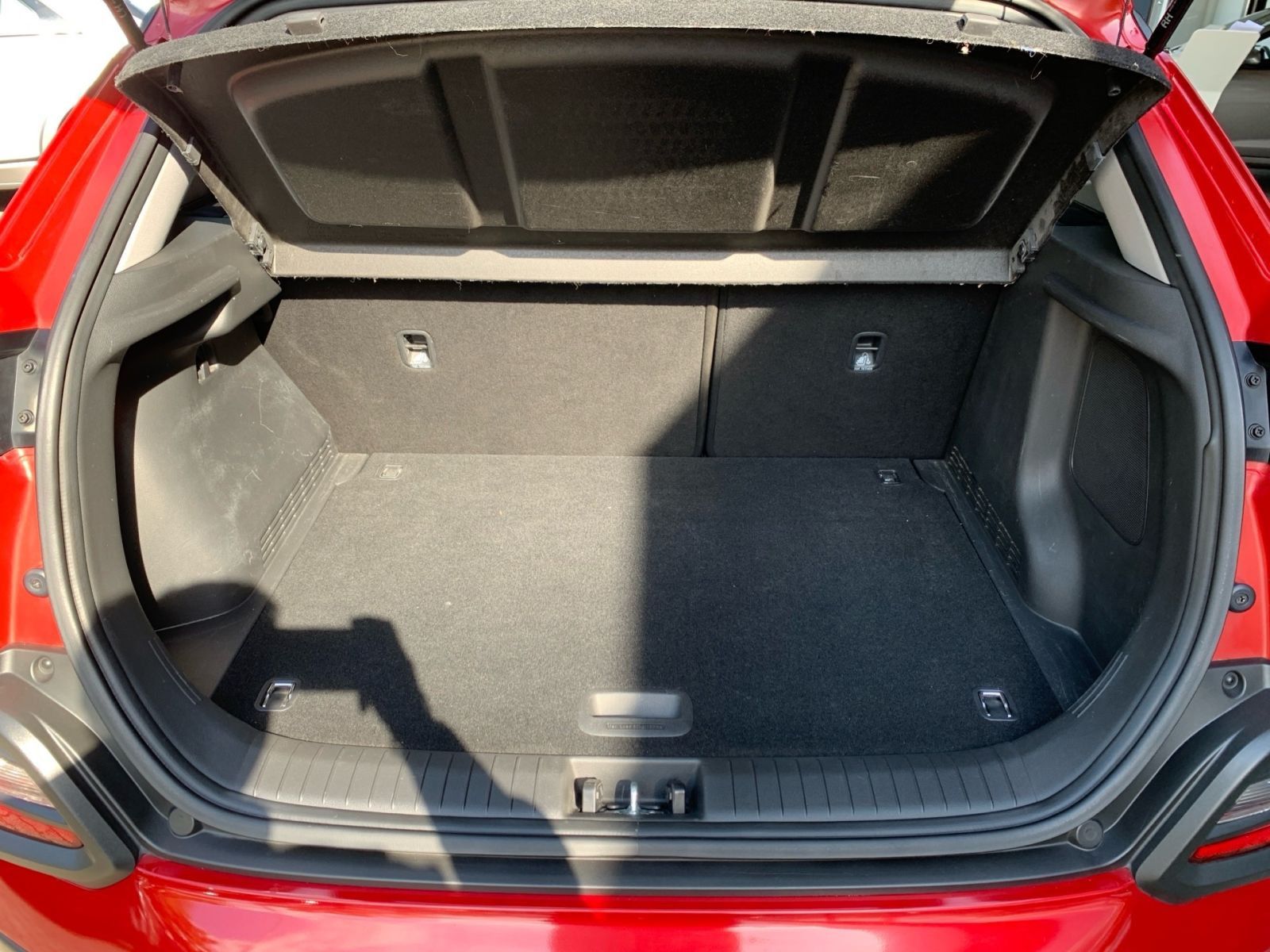 Fahrzeugabbildung Hyundai KONA 1.0 T-GDI Trend AHK Navi 8x bereift