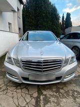 Mercedes-Benz Rechtslenker Mercedes E 250 cdi - Mercedes-Benz E 250 aus 2010: Cdi