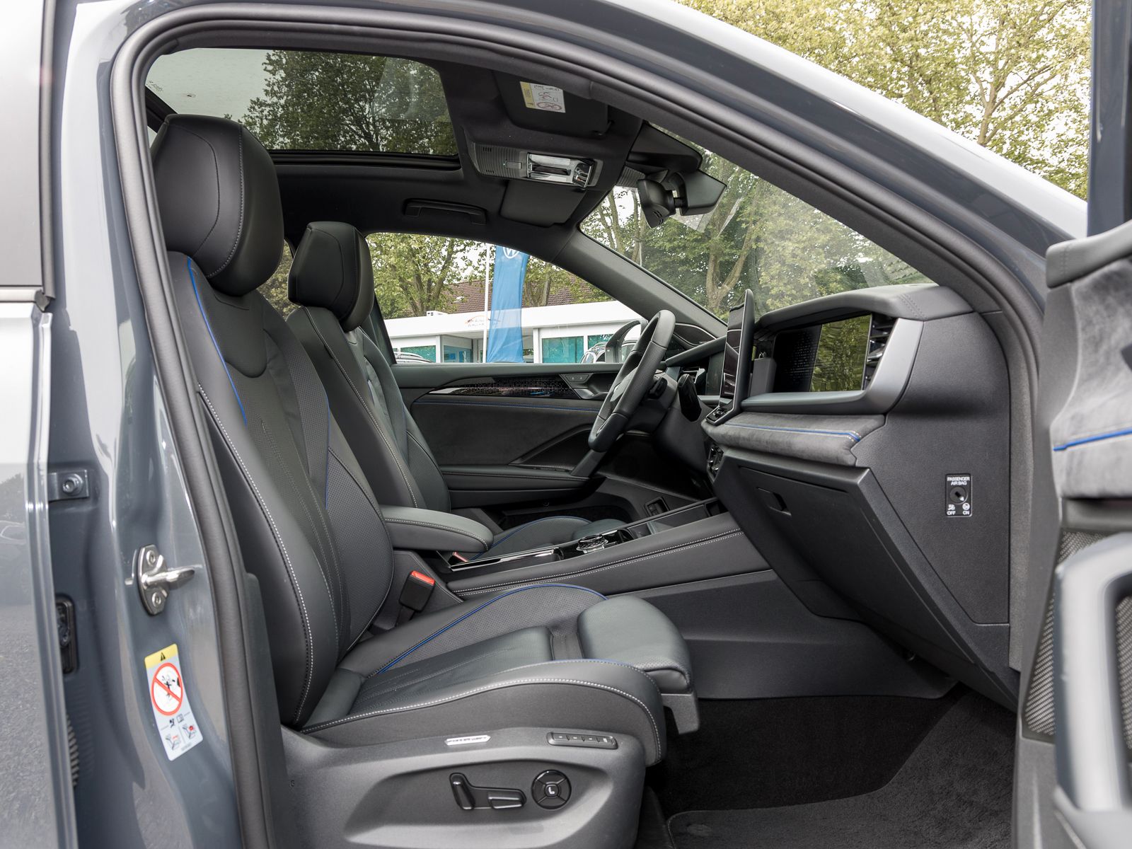Volkswagen Tayron 1.5 TSI eHybrid 200 kW R-Line PANORAMA AH imagem 3