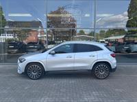 Mercedes-Benz GLA 200 AMG Line Premium Standhzng AHK 360° 20"