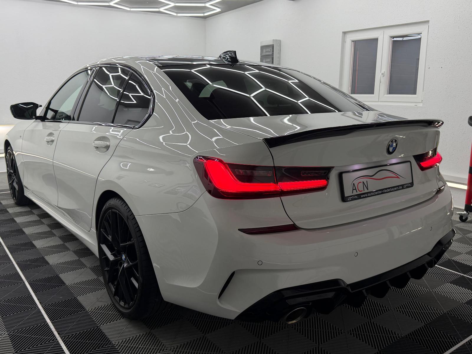BMW 330i xDrive M-SPORT/HUD/DE-FZG/HiFi/LIVE CO/2.HD