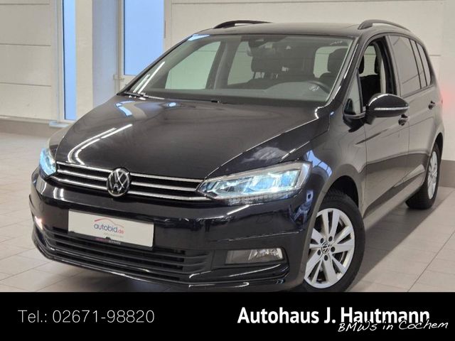 Volkswagen Touran Comfortl. DSG 1.5 TSI +7Sitze+STH+PANO+