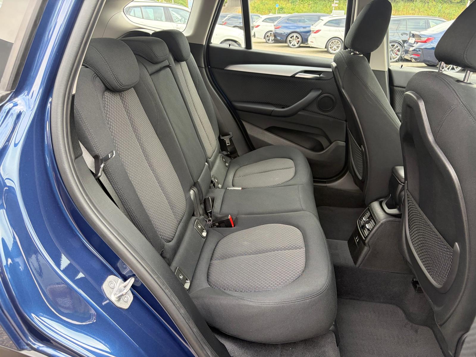 BMW X1 sDrive20i Advantage DAB LED RFK AHK, миниатюра 15