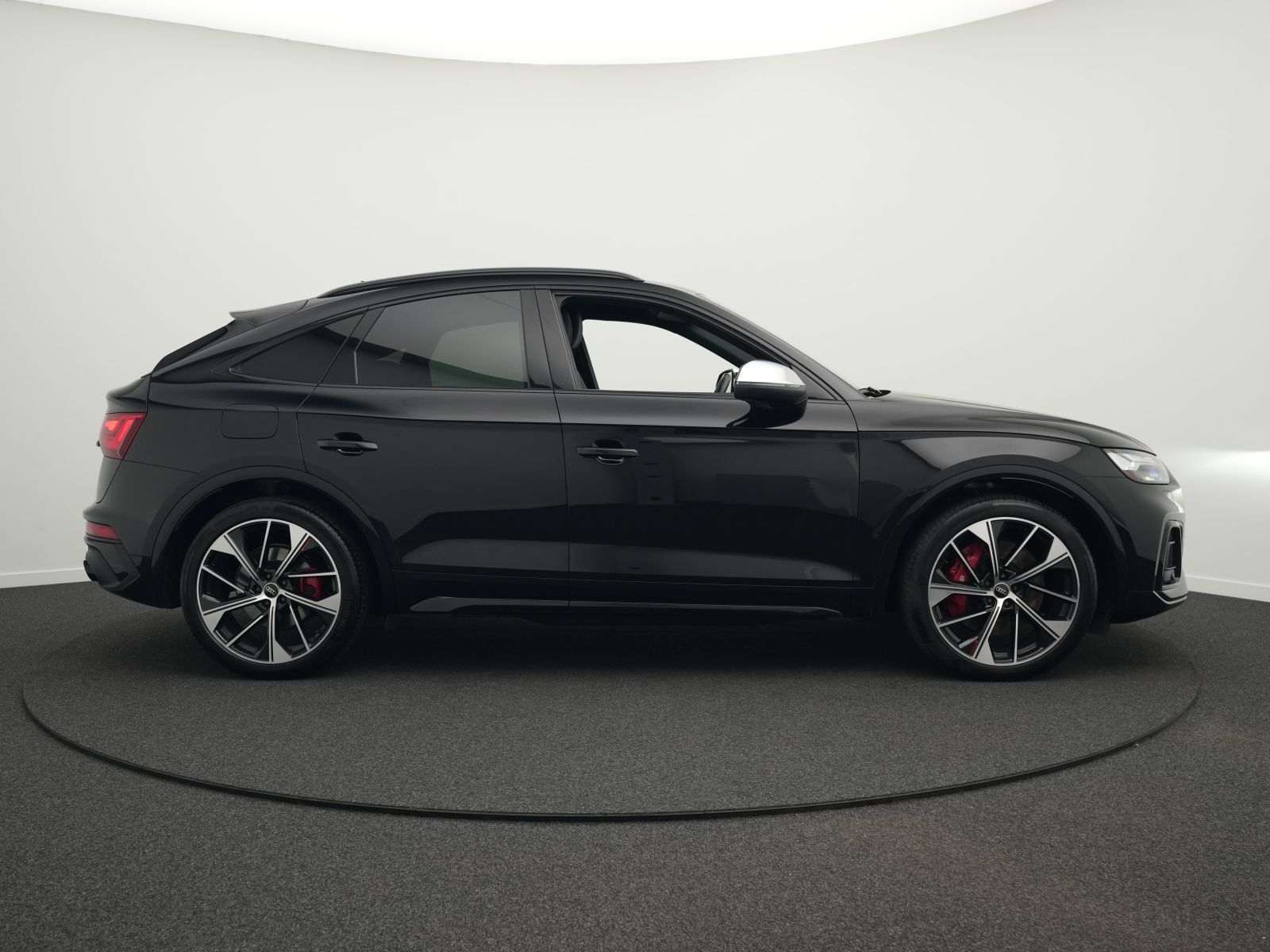 Audi SQ5 - Bild 11