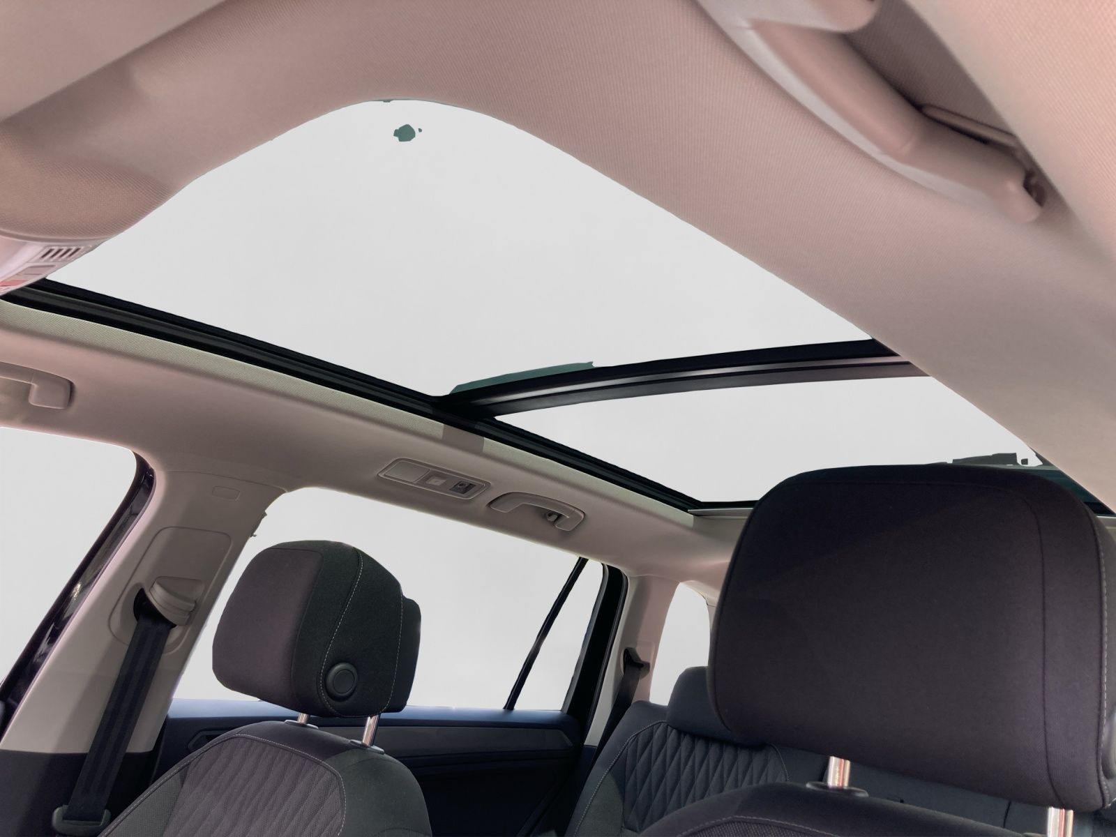 Volkswagen Tiguan Allspace - Bild 18