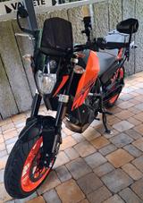 KTM 690 Duke