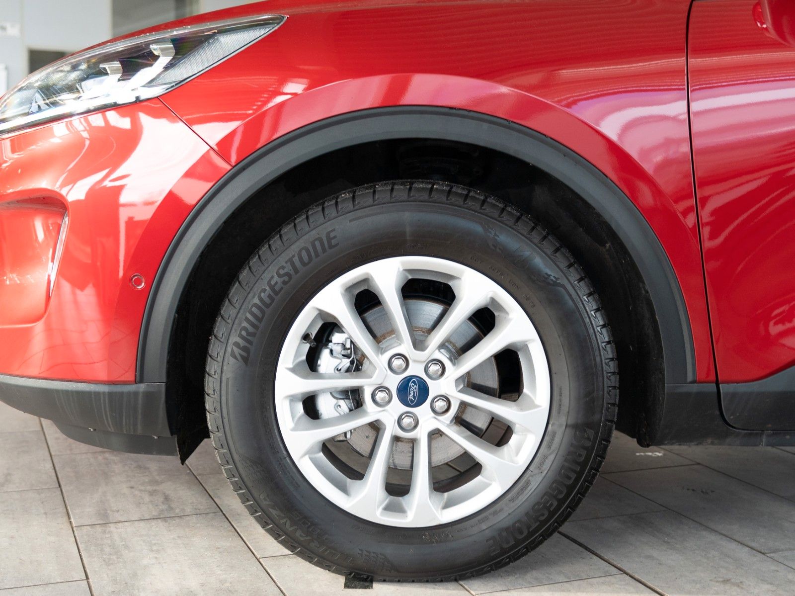 Fahrzeugabbildung Ford Kuga Titanium X 4x4/WINTER-P/LED/AHK/NAVI/B&O