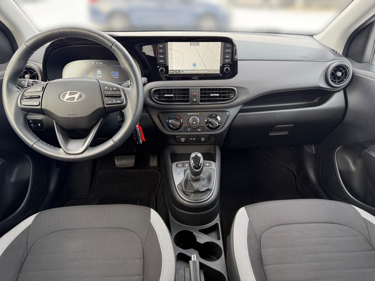 Fahrzeugabbildung Hyundai i10 1.2 TREND AUTOMATIK+KAMERA+NAVI+SHZ