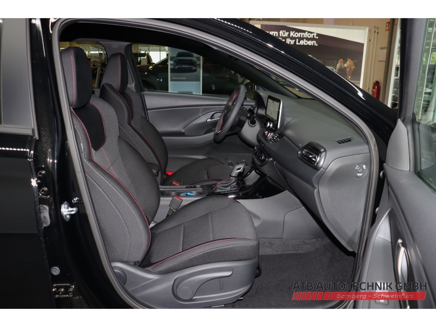 Fahrzeugabbildung Hyundai i30 N Line MY26 N-Line 1.6 T-GDi 150PS 7-DCT 2WD