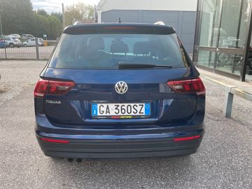 Volkswagen Tiguan - 6