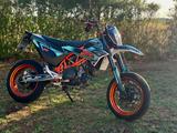 KTM SMCR 690 - KTM 690 SM