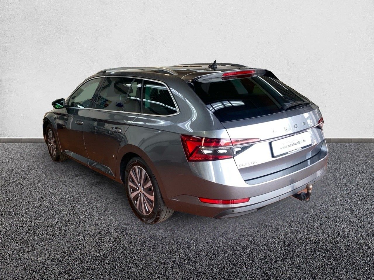 Skoda Superb Combi Style 2.0 TDI NAVI AHK KAM ACC LED foto 3