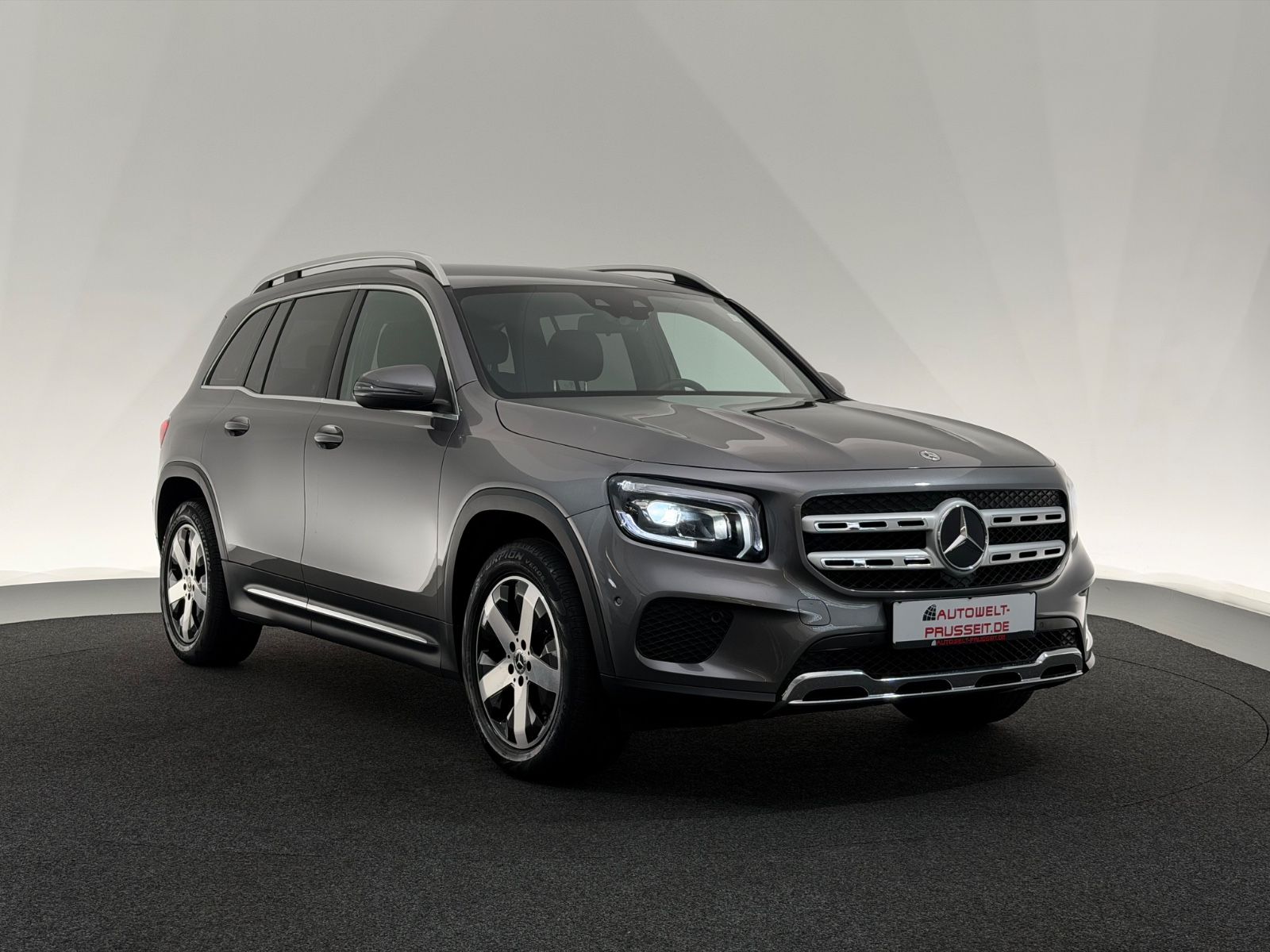 Mercedes-Benz GLB 200