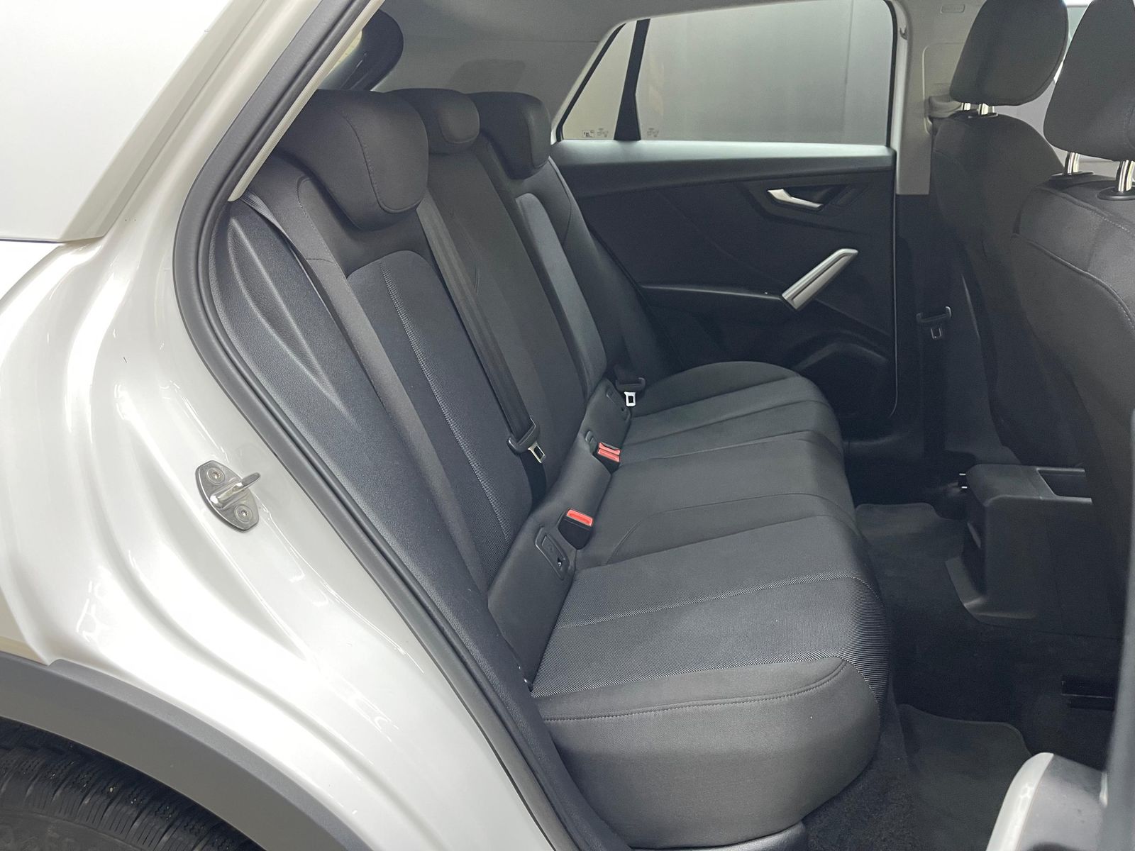 Fahrzeugabbildung Audi Q2 35d Quatt S-Tr. LED+KLIMAUT+HIFI+APS+DAB+ACC